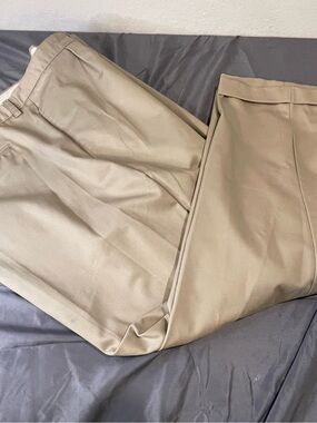 Chaps Men's Chinos in Light Beige Tan